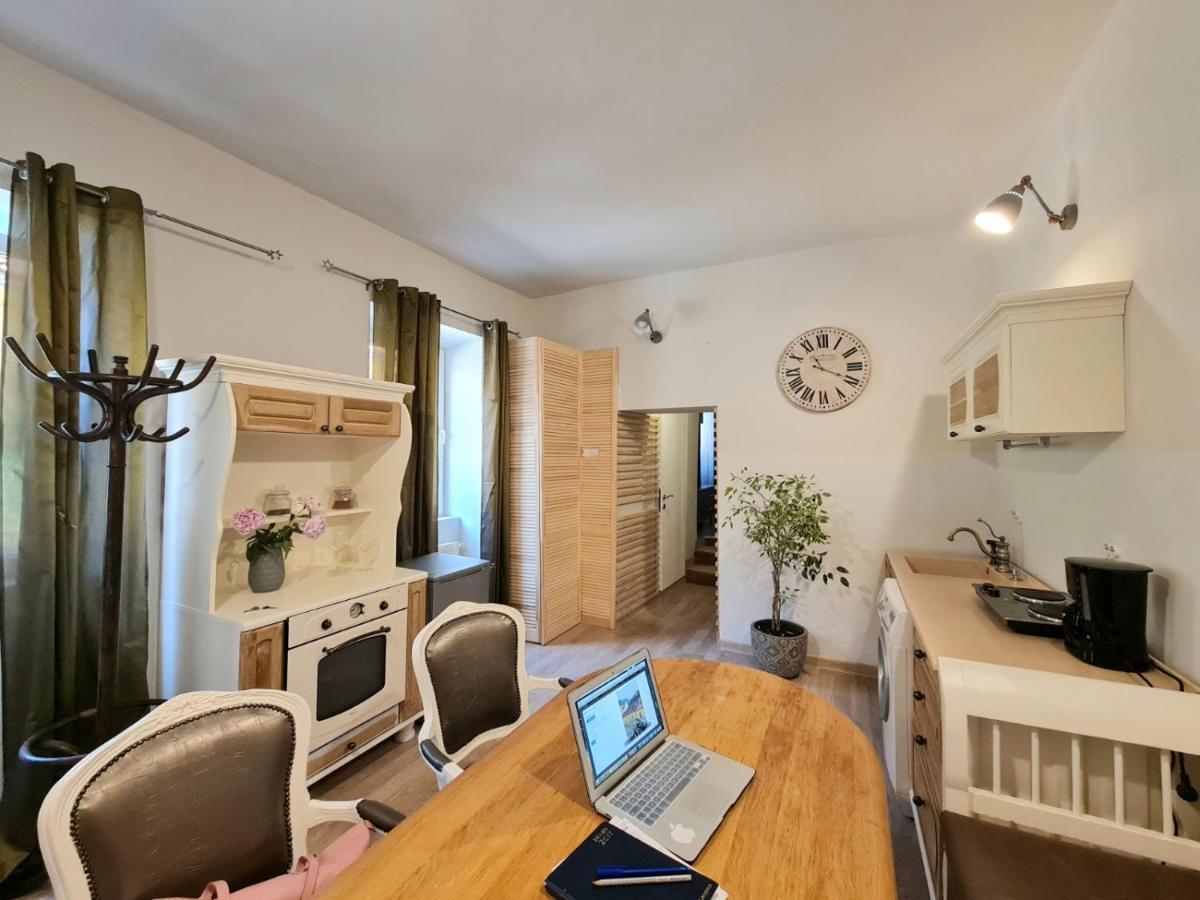 Happy House Apartamento Braşov Exterior foto