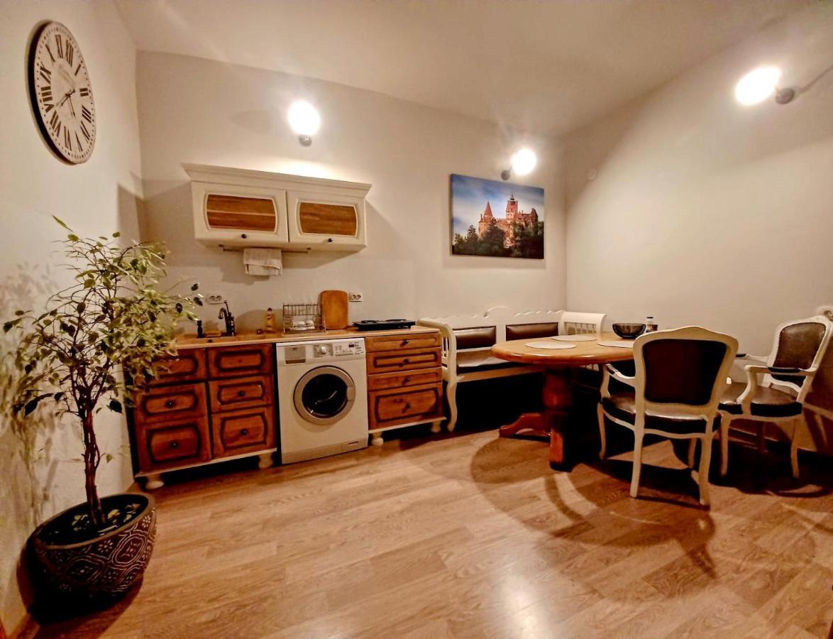Happy House Apartamento Braşov Exterior foto