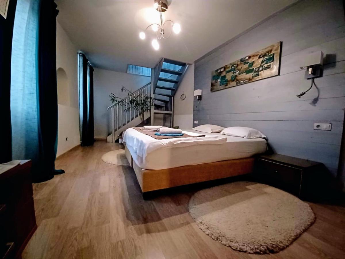 Happy House Apartamento Braşov Exterior foto