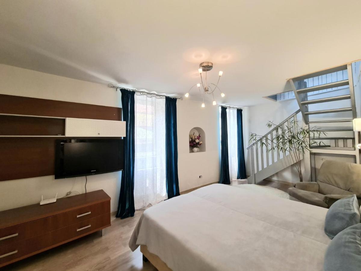 Happy House Apartamento Braşov Exterior foto